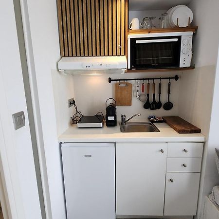 Euphoria Suites & Deluxe Studios Fíra Kültér fotó