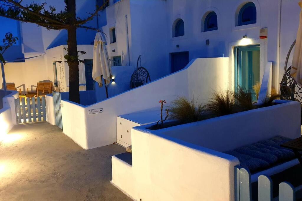 Euphoria Suites & Deluxe Studios Fíra Kültér fotó