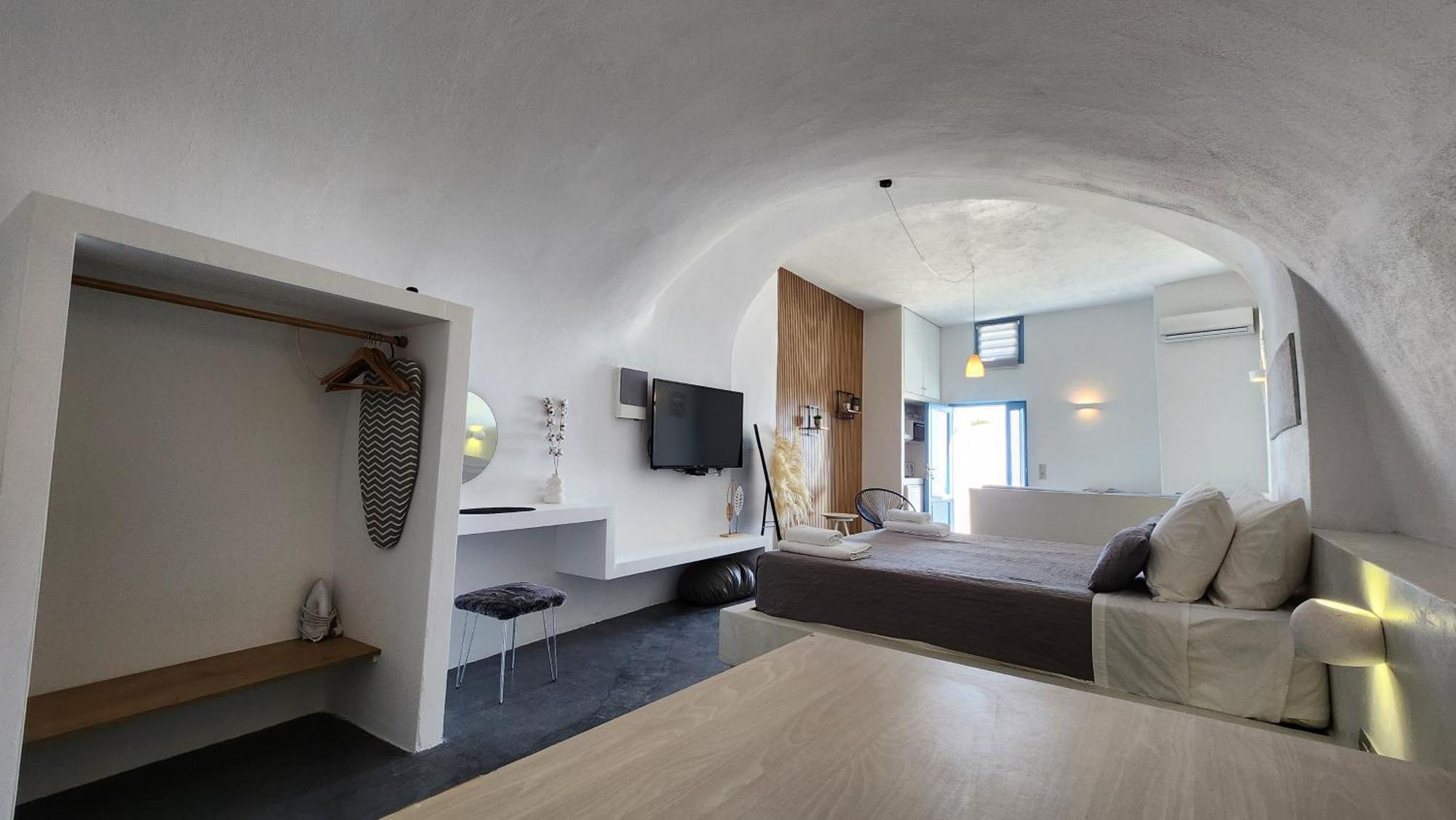 Euphoria Suites & Deluxe Studios Fíra Kültér fotó