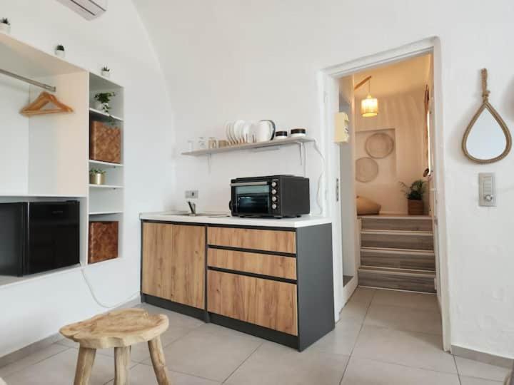 Euphoria Suites & Deluxe Studios Fíra Kültér fotó
