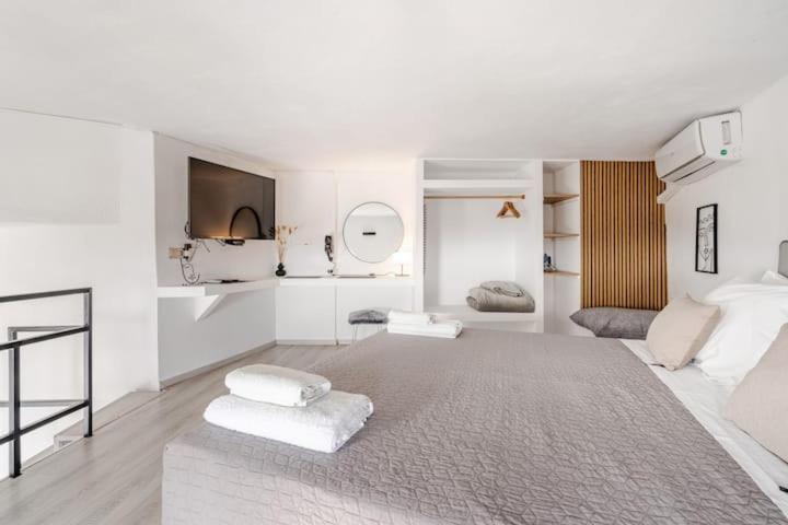 Euphoria Suites & Deluxe Studios Fíra Kültér fotó