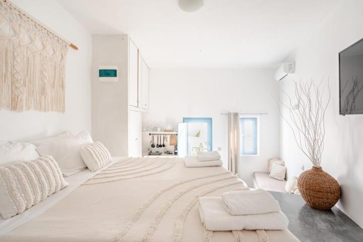 Euphoria Suites & Deluxe Studios Fíra Kültér fotó